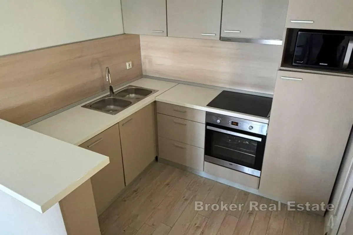 apartmanska kuća prvi red do mora - slika 5