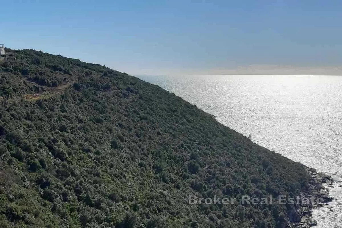 Prostrano građevinsko zemljište u prvom redu do mora - Cavtat, Konavle