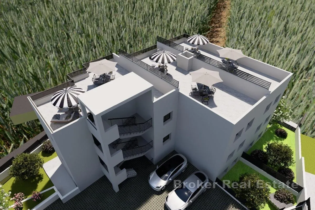 dvosobni penthouse s krovnom terasom i pogledom na more - slika 5