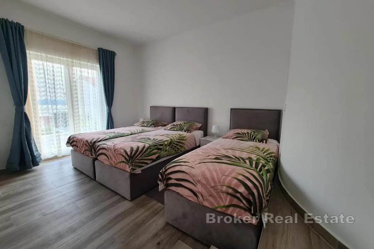 apartmanska kuća s pogledom na more - slika 8