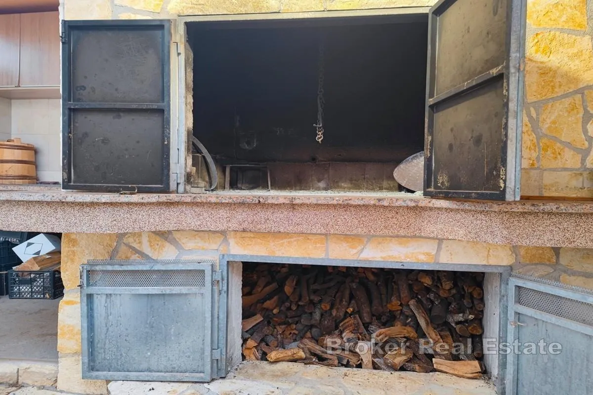 apartmanska kuća s bazenom i panoramskim pogledom na more - slika 6