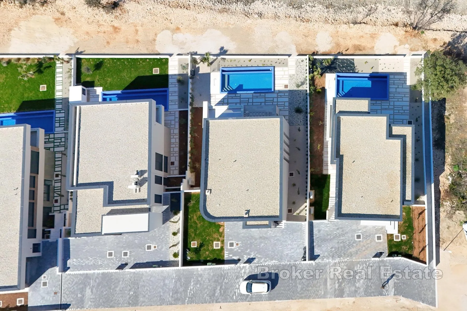 moderna vila na izuzetnoj lokaciji, prvi red do mora - slika 6