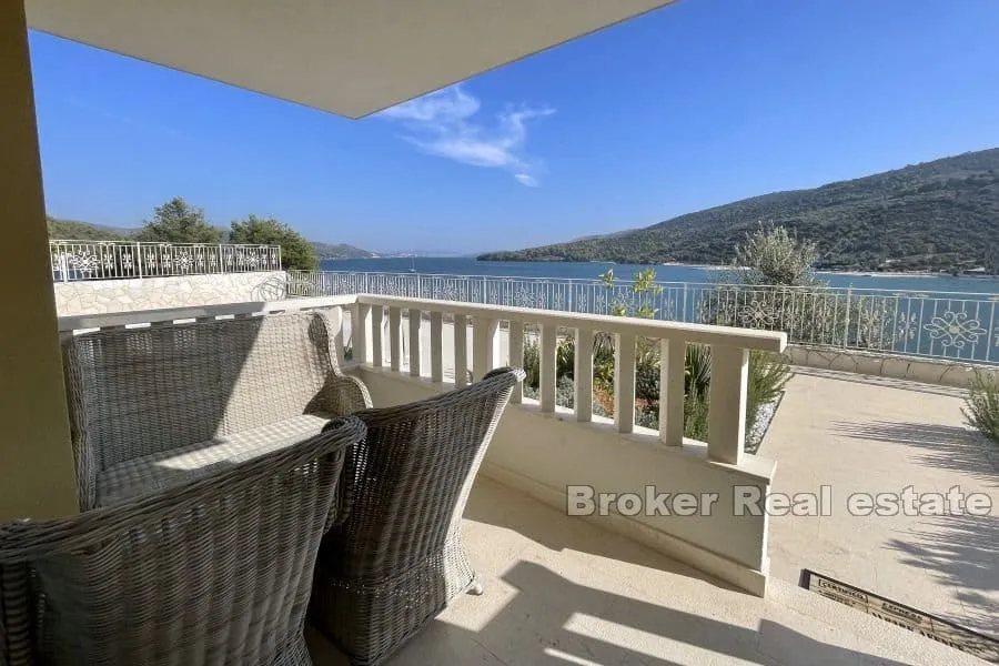 apartmanska kuća s pogledom na more - slika 3