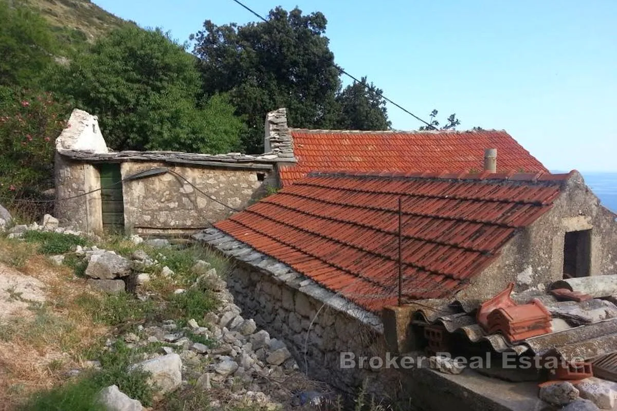 tri kamene kuće s pogledom na more za potpunu renovaciju - slika 8