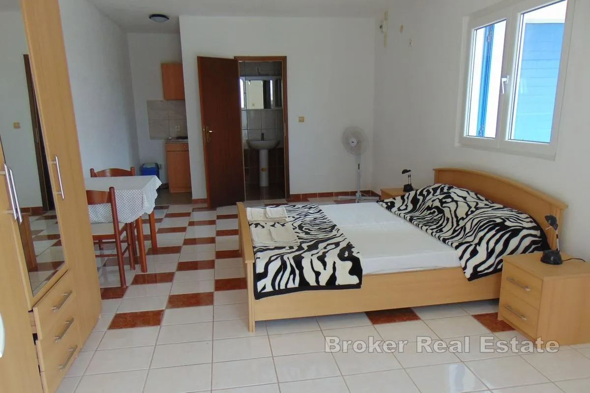 apartmanska kuća s pogledom na more - slika 6