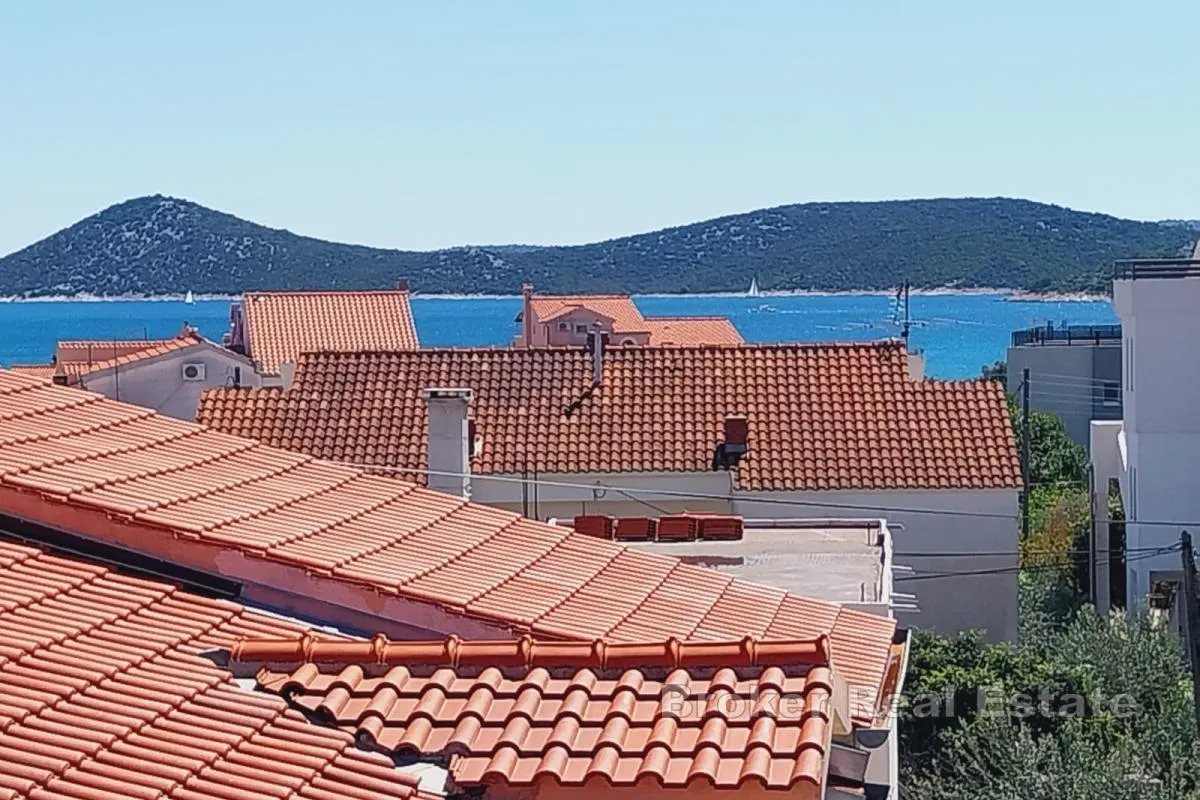 apartmanska kuća u blizini mora - slika 2