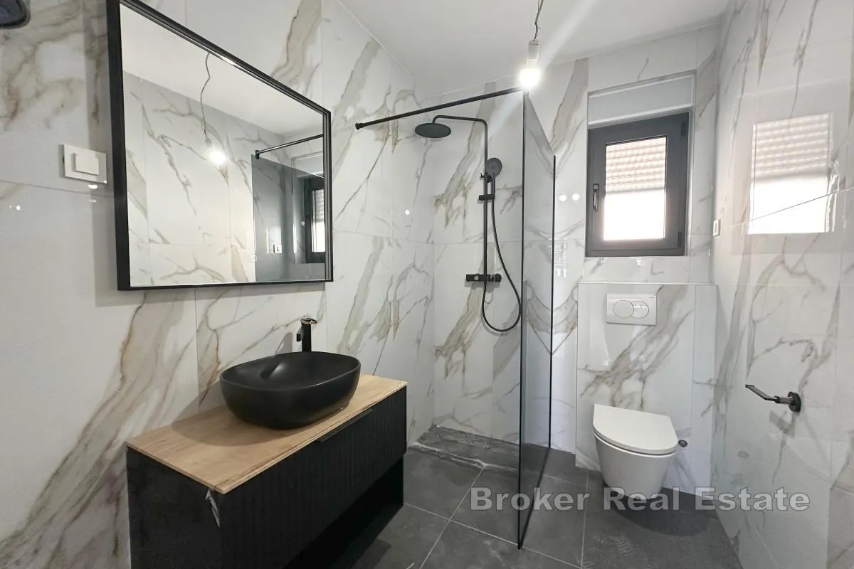 apartmani u novogradnji s pogledom na more - slika 14