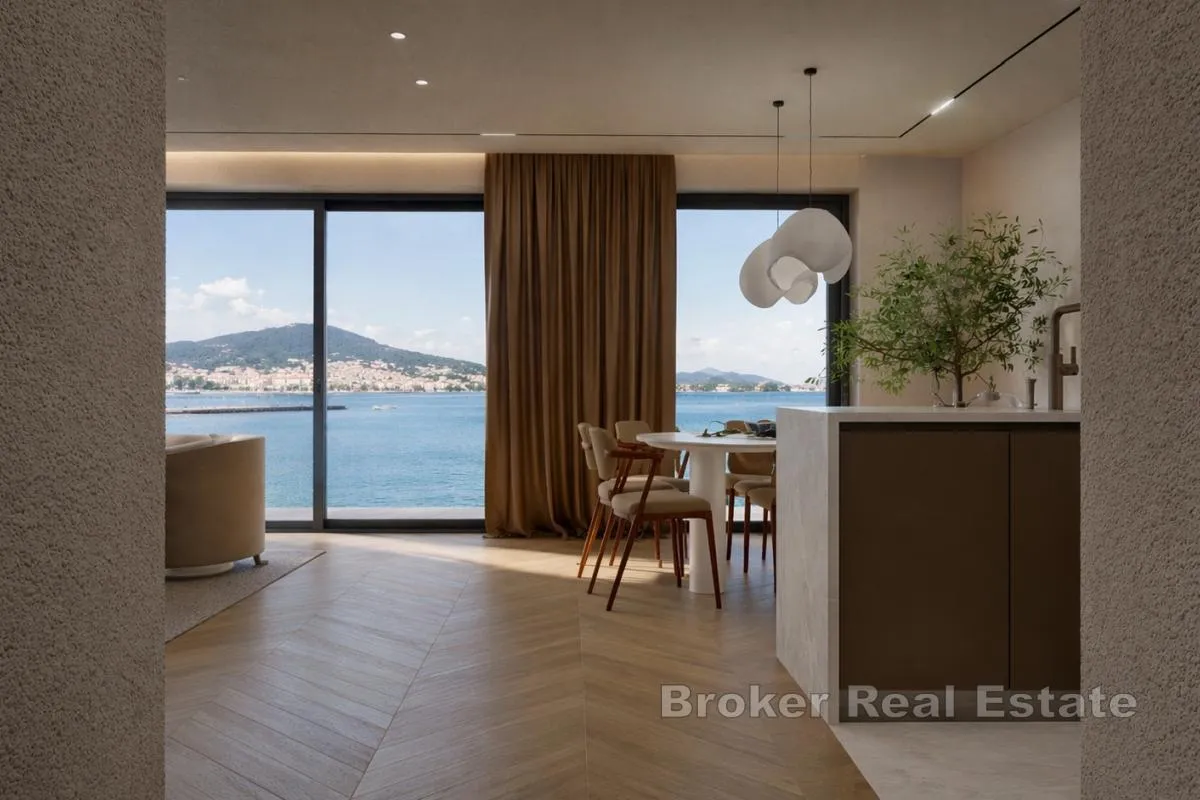Izvanredan penthouse stan s pogledom na more - Kaštel Kambelovac, Kaštela