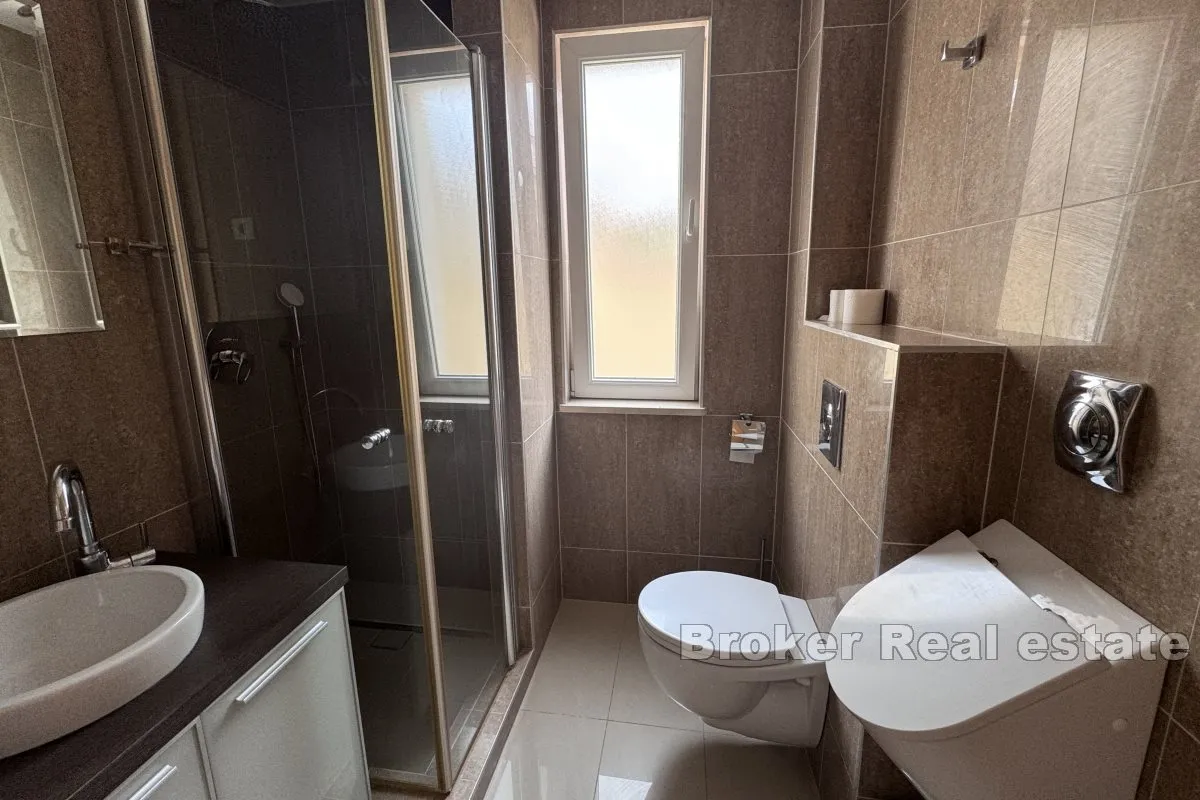 apartman s pogledom na more - slika 12