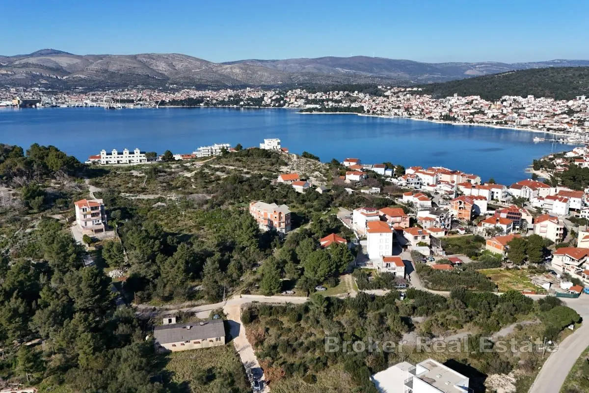 Građevinsko zemljište na mirnoj lokaciji - Žedno, Trogir