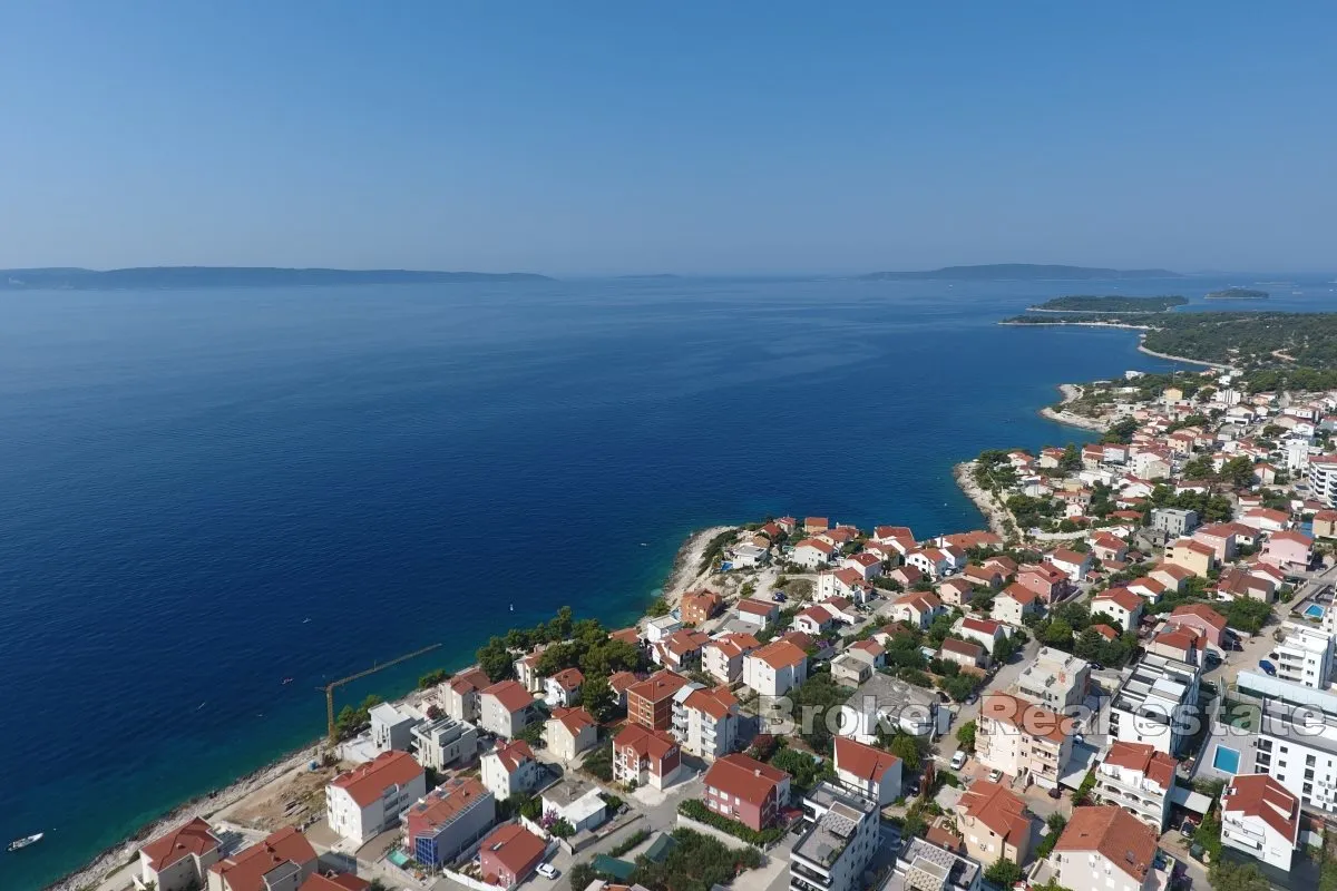 Atraktivno građevinsko zemljište prvi red do mora - Žedno, Trogir