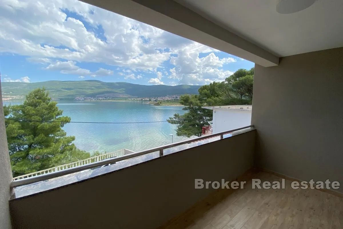 apartmanska kuća s ugostiteljskim objektom, prvi red uz more - slika 3