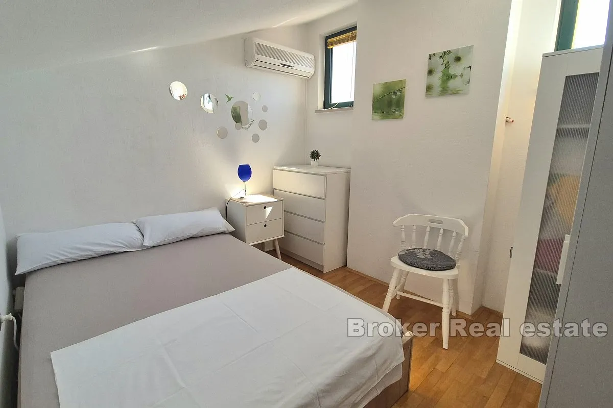 apartman s pogledom na more - slika 8