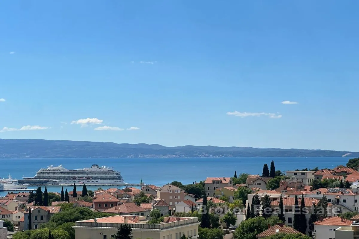 ekskluzivan stan s panoramskim pogledom na more i grad – split, spinut - slika 12