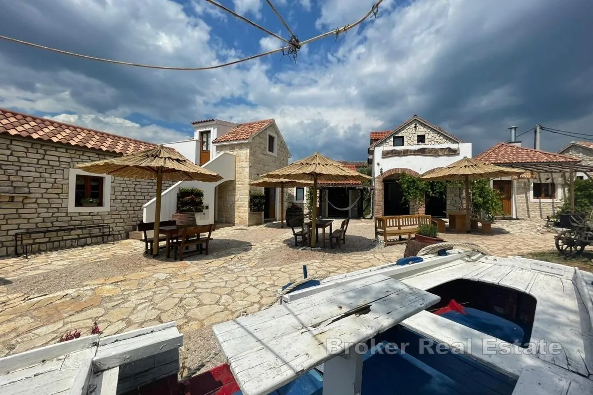jedinstveni turistički kompleks na prestižnoj lokaciji uz more - slika 7