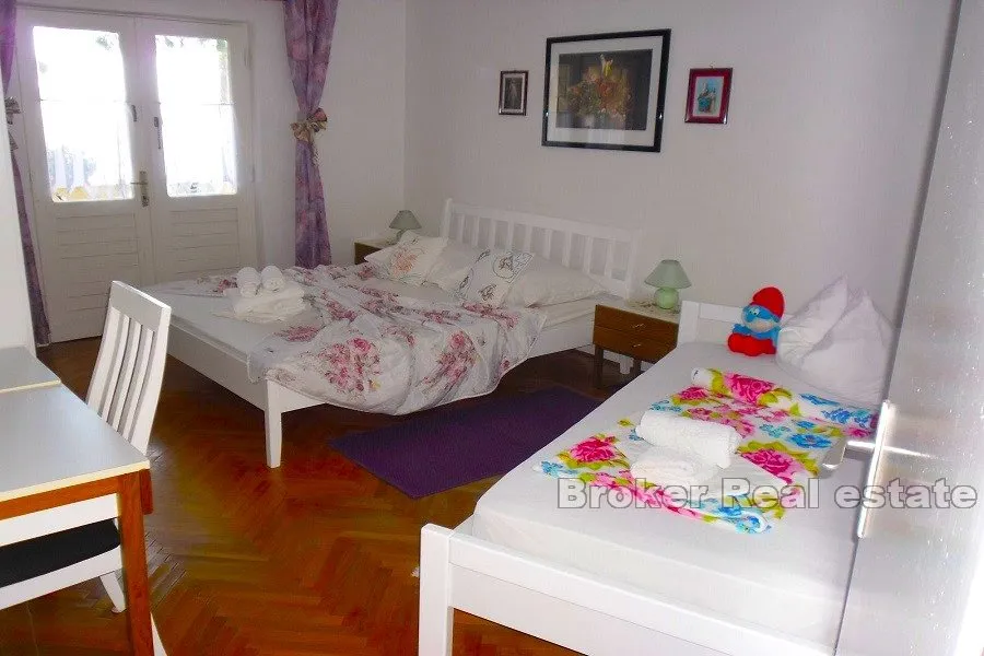kuća prvi red do mora - slika 9