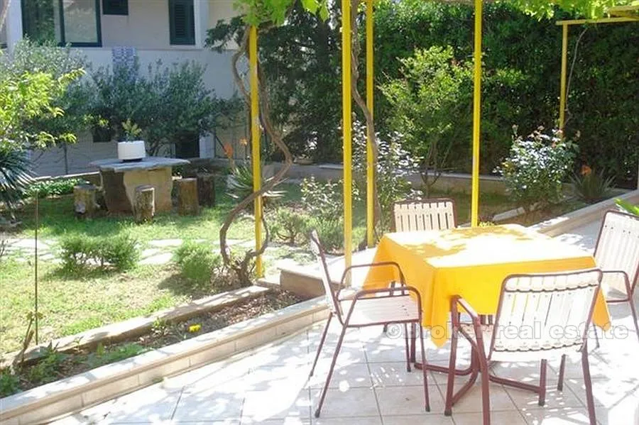 apartmanska kuća, na prodaju - slika 7