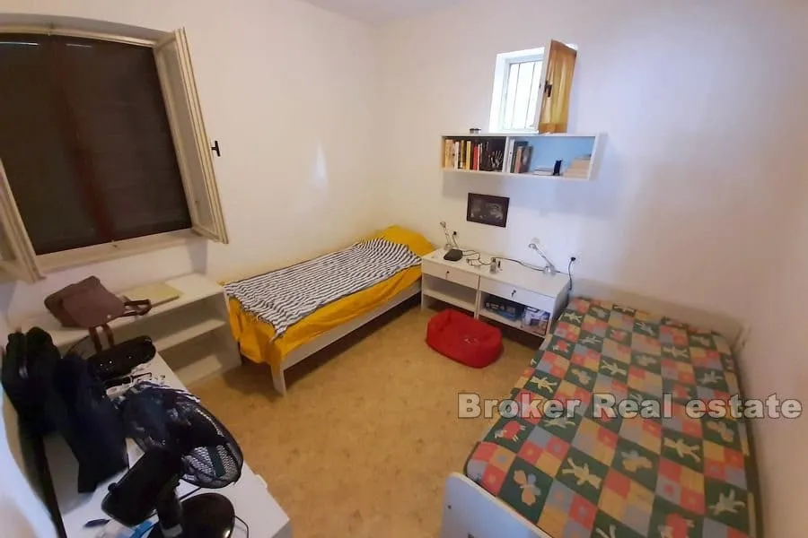 kuća u prvom redu do mora - slika 10