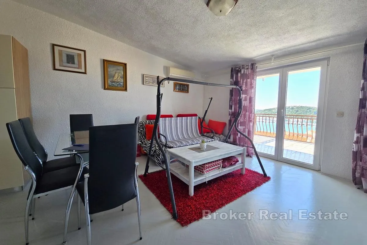 apartmanska kuća s pogledom na more - slika 4