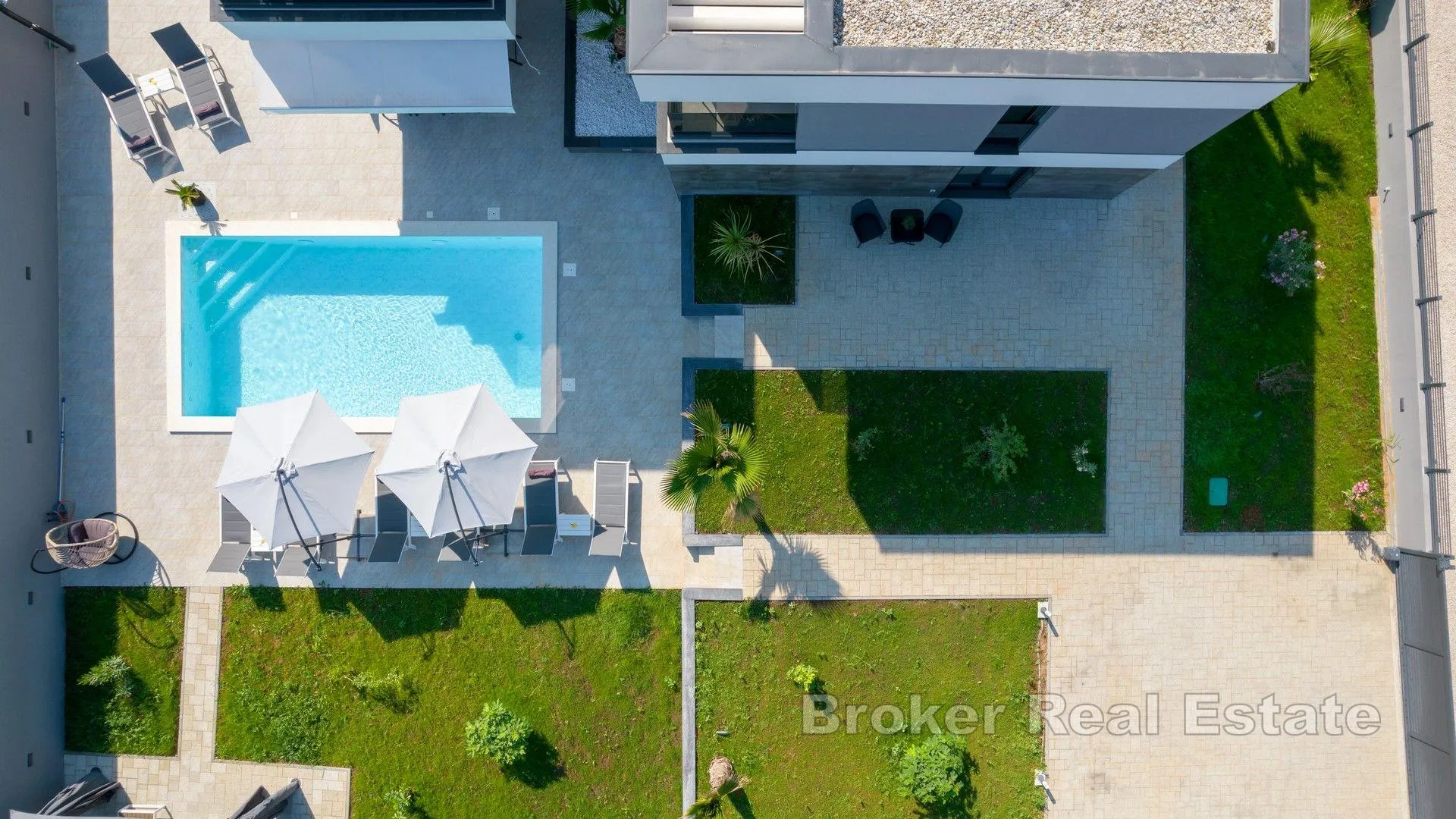 novosagrađena luksuzna vila s bazenom - slika 3