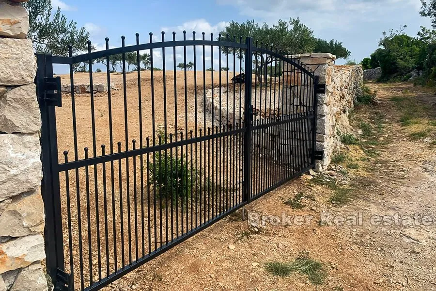 zemljište s pogledom na more i obalu - slika 18