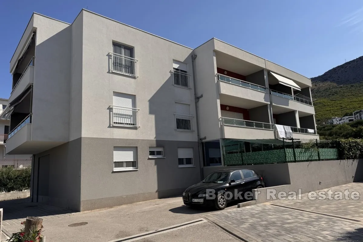 moderno uređen apartman - slika 8