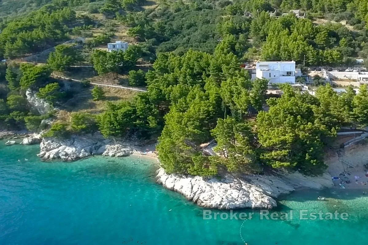 Građevinsko zemljište s atraktivnim pogledom na more - Omiš