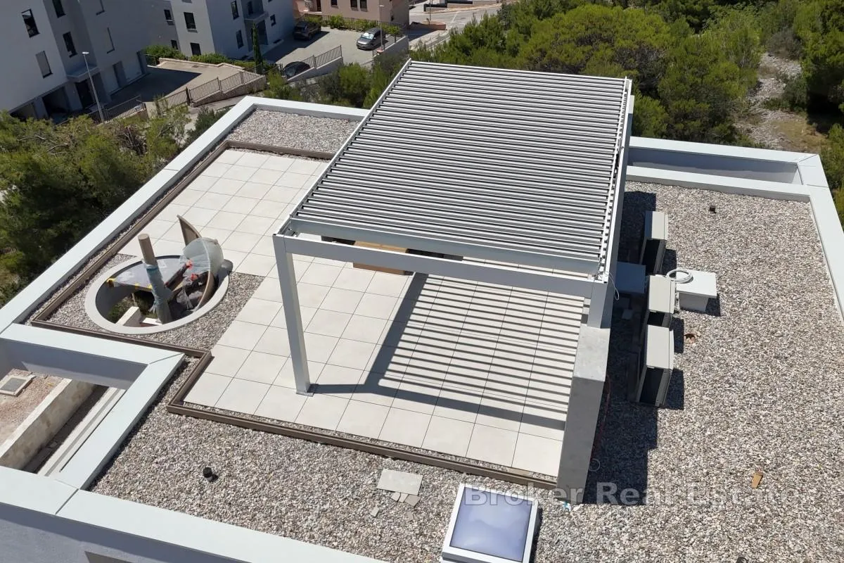 penthouse s pogledom na more - slika 6