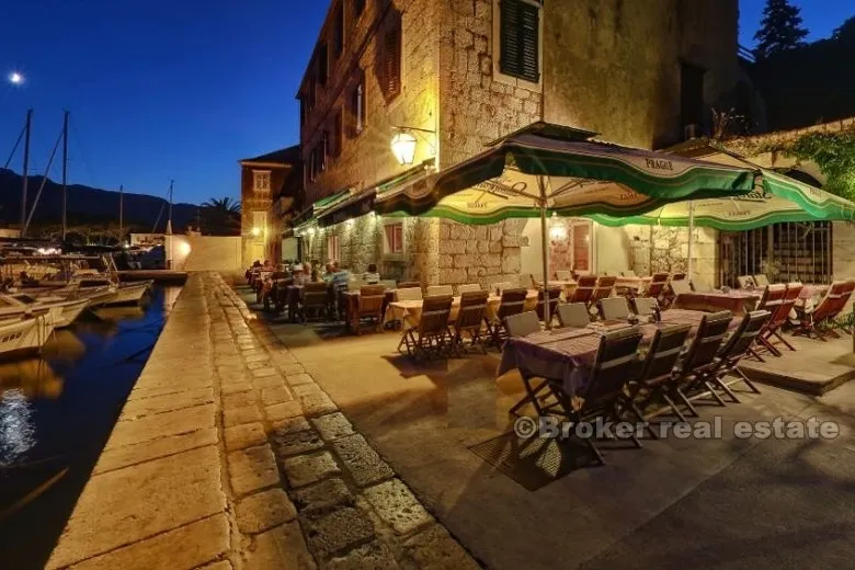 restoran u prvom redu do mora, na prodaju - slika 1