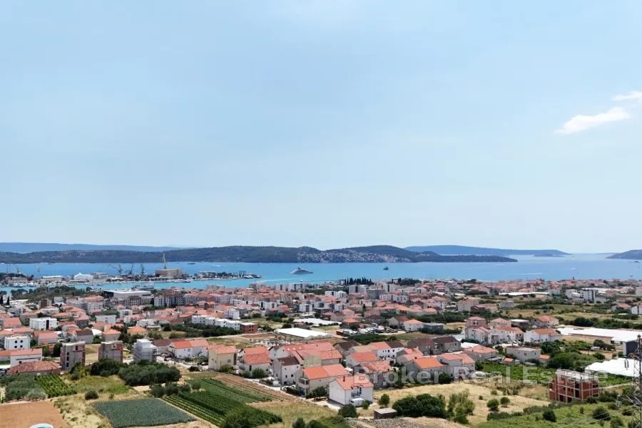 Građevinsko zemljište u blizini centra Trogira