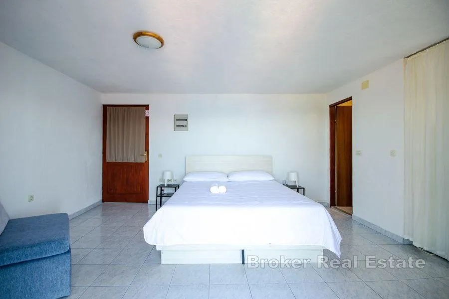apartmanska kuća s otvorenim pogledom na more - slika 7