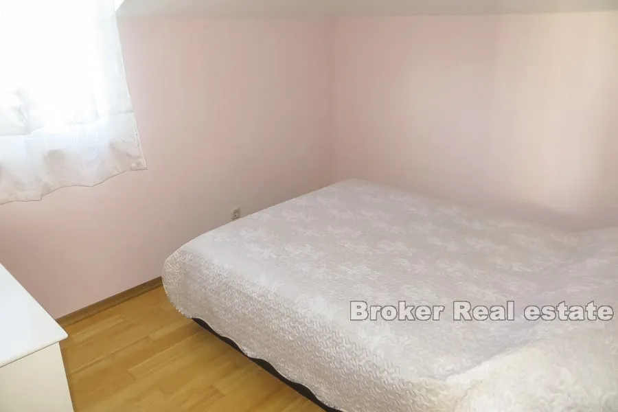 apartman na mejama, za najam - slika 10
