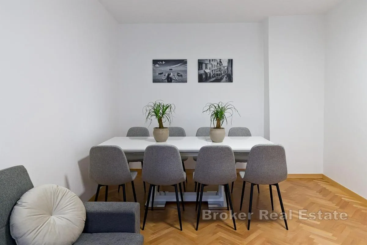 kuća u centru biograda - slika 5