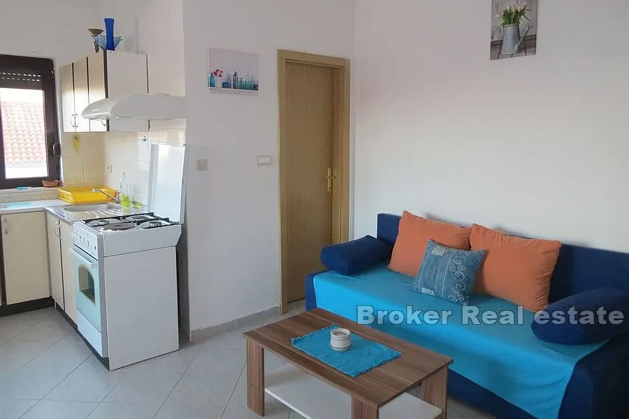 apartmanska kuća s pogledom na more - slika 4