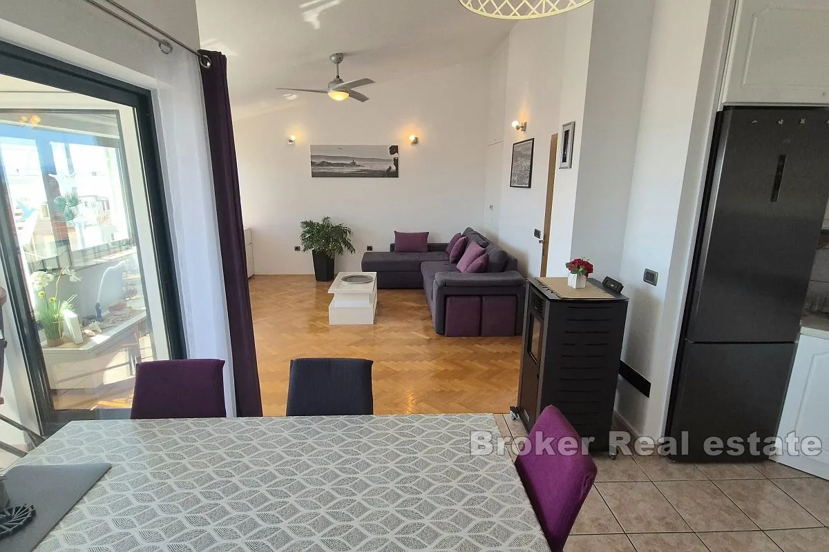 apartman s pogledom na more - slika 4