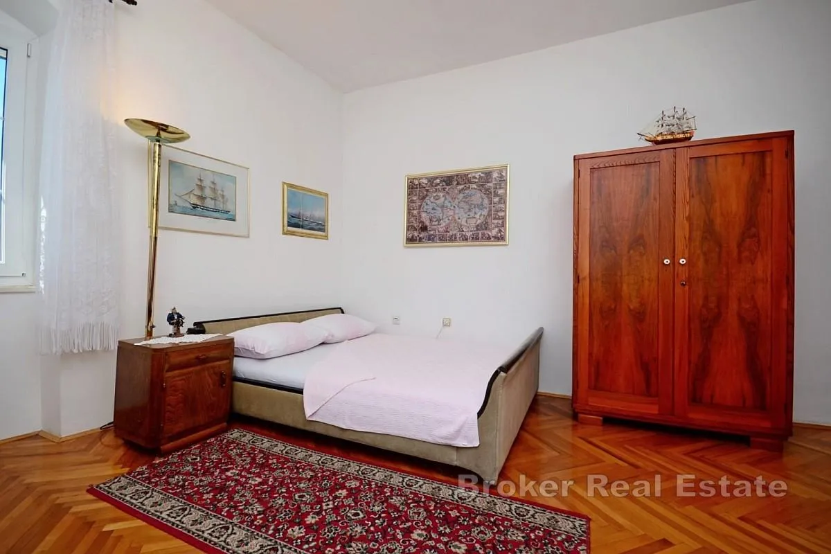 tri apartmanske jedinice prvi red do mora - slika 6