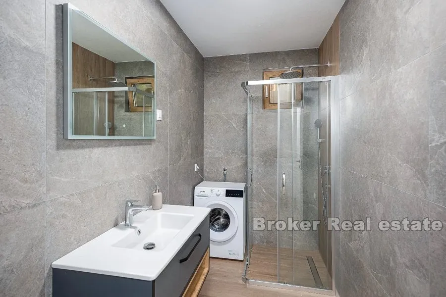 moderan apartman prvi red do mora - slika 6