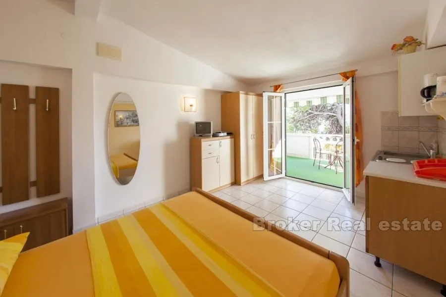 apartmanska kuća, na prodaju - slika 12