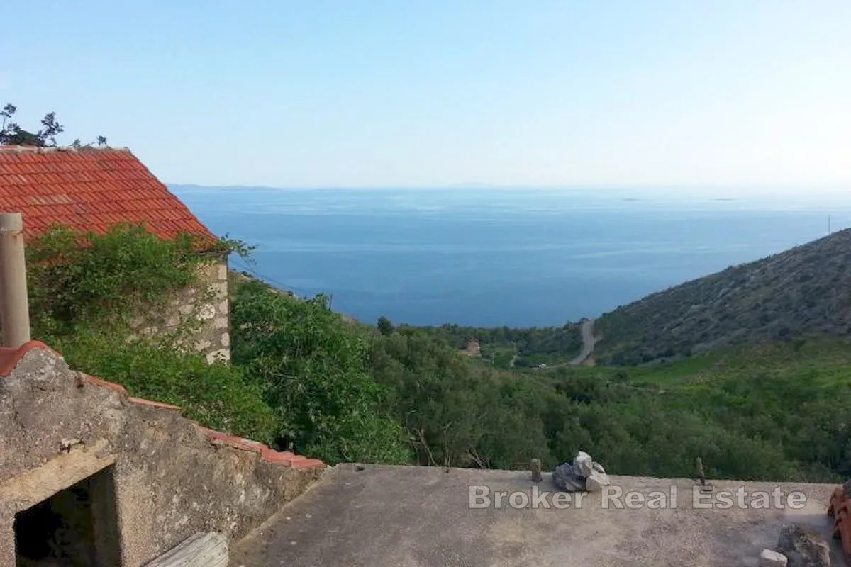 tri kamene kuće s pogledom na more za potpunu renovaciju - slika 9