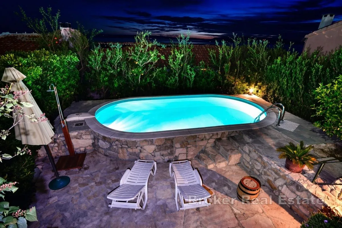 kuća s bazenom i panoramskim pogledom na more - slika 11