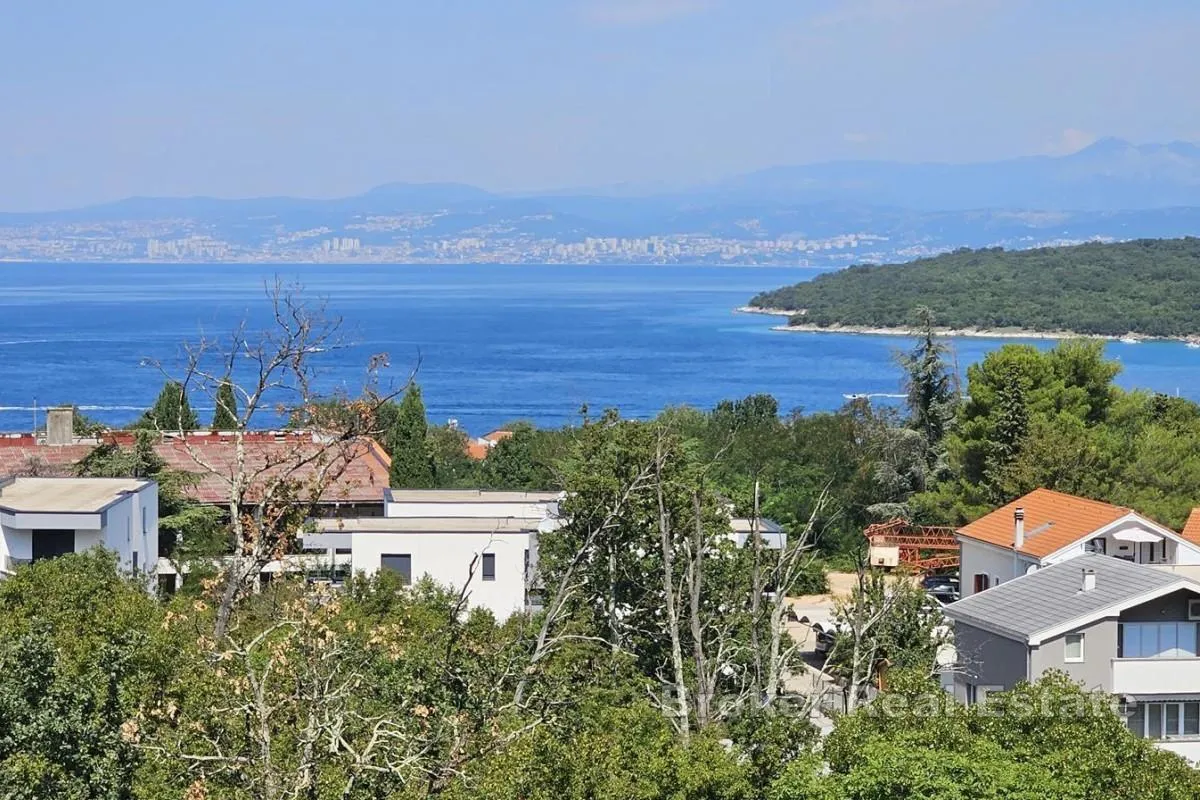 Apartman s loggiom i pogledom na more - Krk