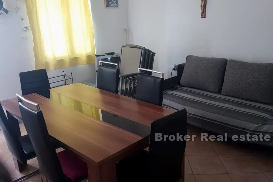 obiteljska kuća na tri etaže u blizini mora - slika 5