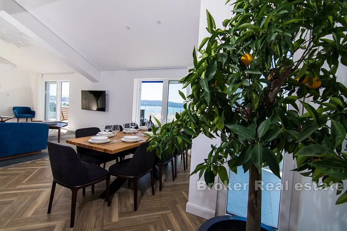 luksuzan penthouse s pogledom na more - slika 9