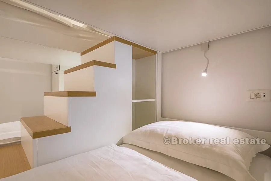 meje, potpuno novi hostel - slika 8