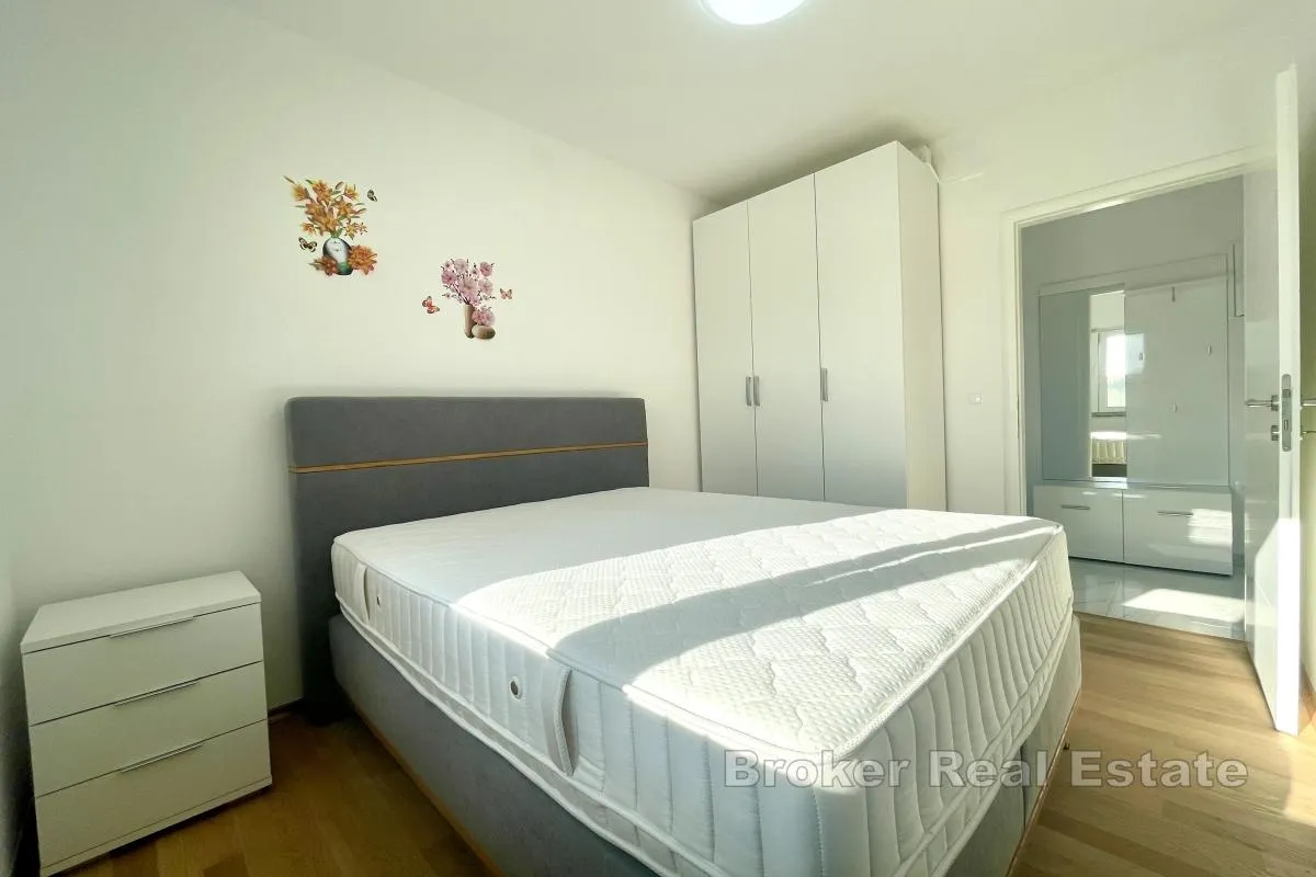 apartman s pogledom na more - slika 9