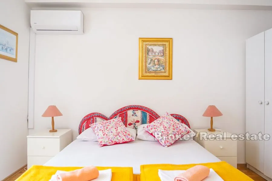 hotel smješten u prvom redu do mora - slika 7