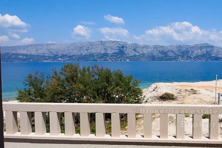 villa smješten u lijepoj uvali, na prodaju - slika 6