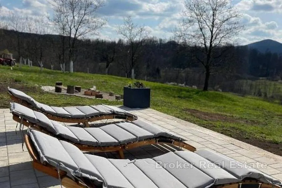 šarmantna samostojeća kuća u srcu prirode - slika 16