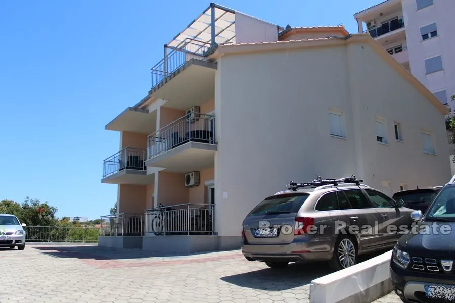 apartmanska kuća s pogledom na more - slika 10