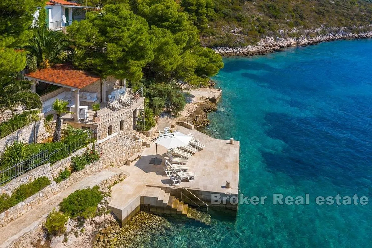 kuća / vila na moru, za iznajmljivanje - slika 2
